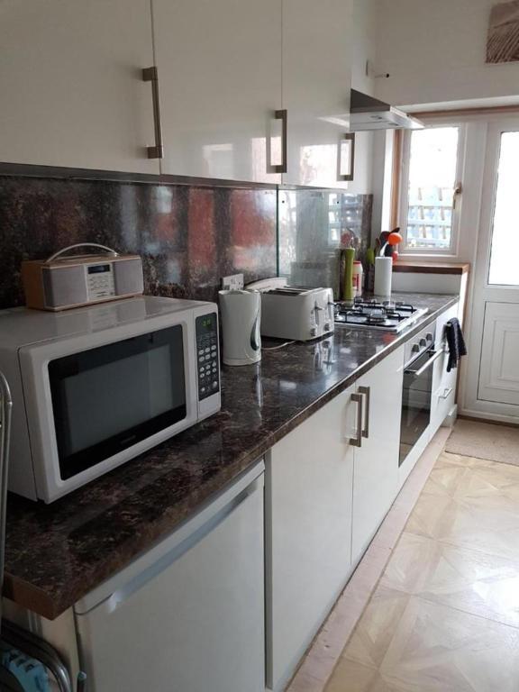 Вилла Carvetii - Gemini House - 4 Bed House Sleeps Up To 8 People Tillicoultry Экстерьер фото