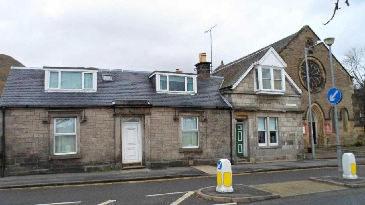 Вилла Carvetii - Gemini House - 4 Bed House Sleeps Up To 8 People Tillicoultry Экстерьер фото