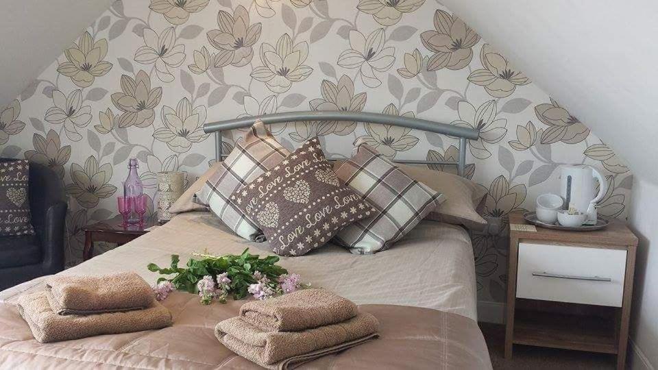 Вилла Carvetii - Gemini House - 4 Bed House Sleeps Up To 8 People Tillicoultry Экстерьер фото